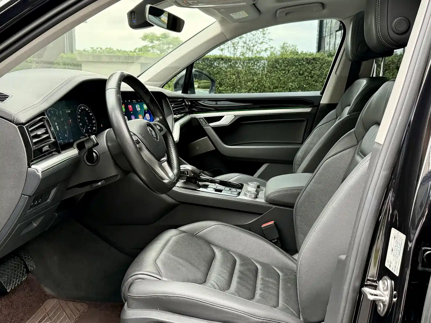 Volkswagen Touareg 2019 2.0TSI Sharp Wing Edition China VI фото 6