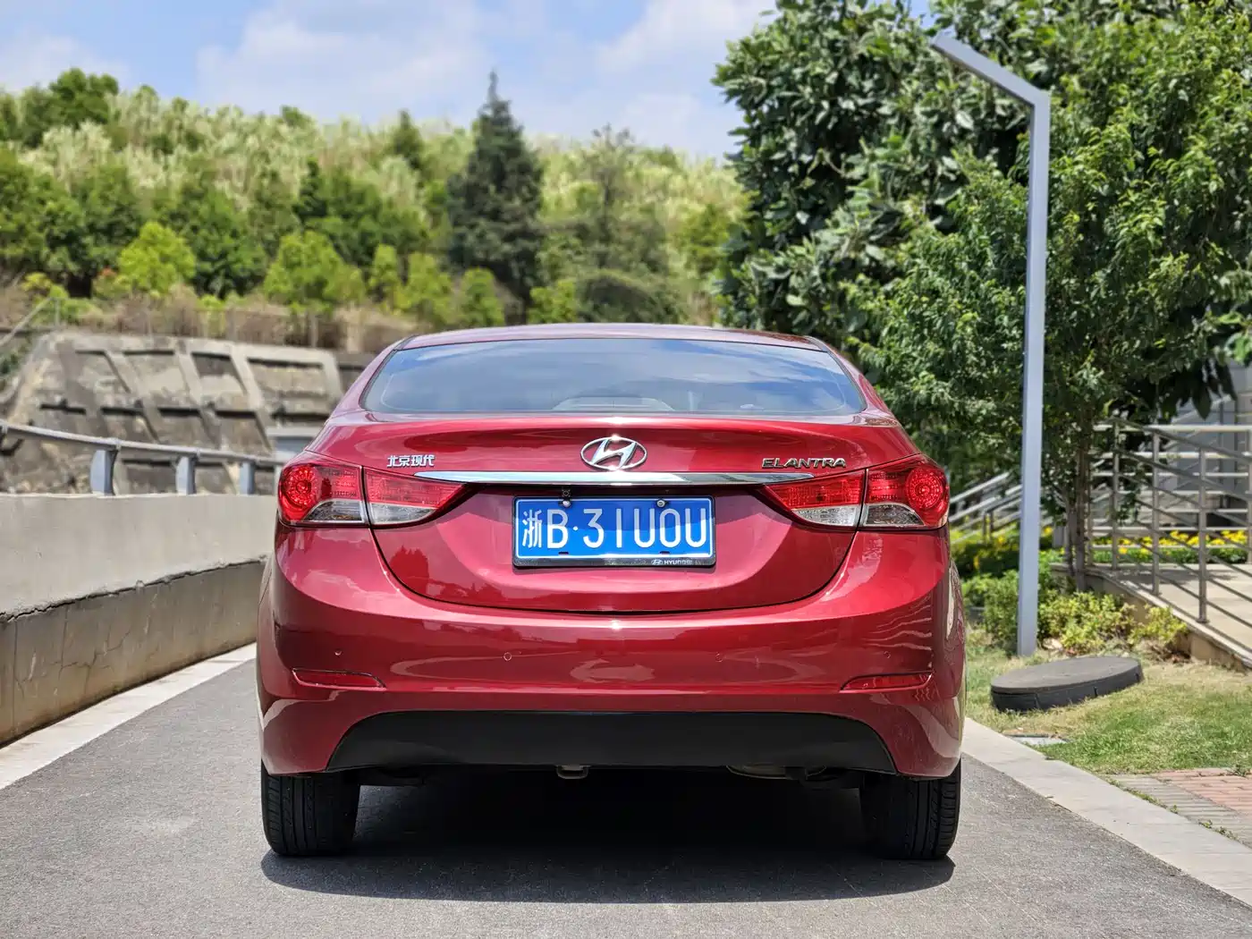 Hyundai Langdong 2012 1.6L Automatic Fashion фото 5