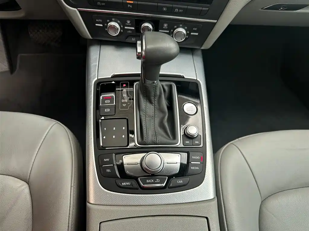 Audi A6L 2014 TFSI Standard фото 8