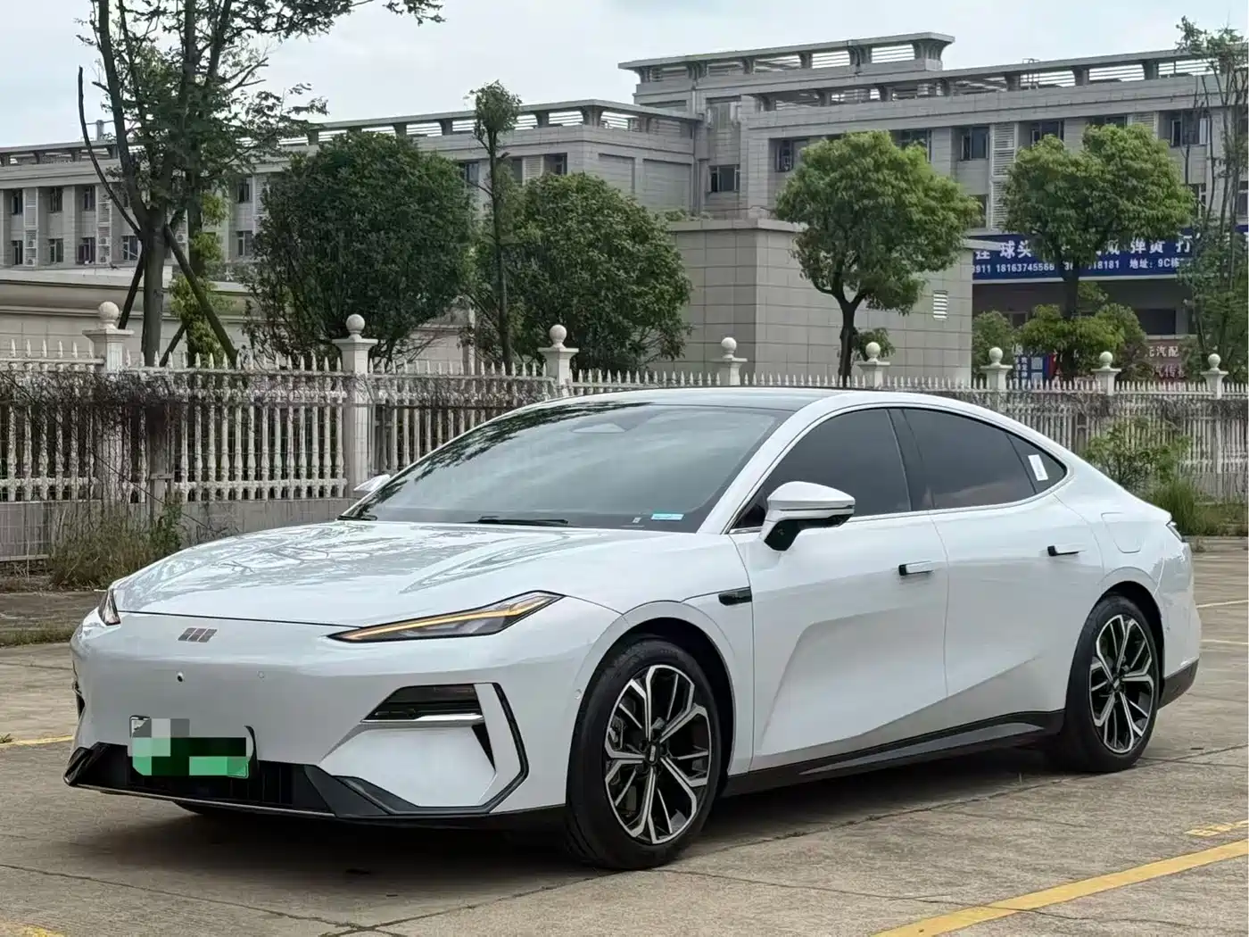 Geely Galaxy Galaxy E8 2025 700km Long Voyage Smart Drive Edition