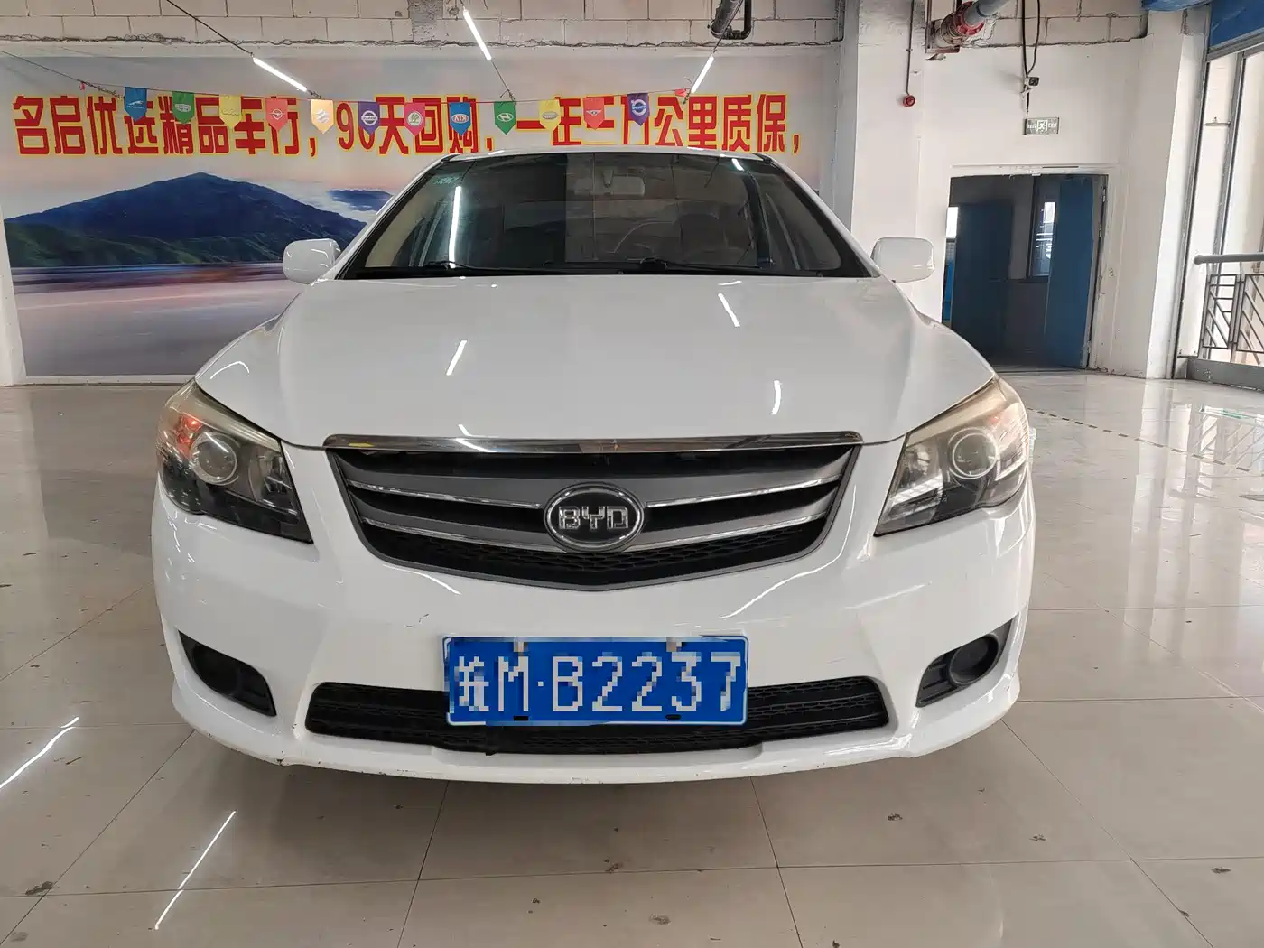 BYD L3 2015 Energy-saving Edition 1.5L Automatic Comfort фото 3