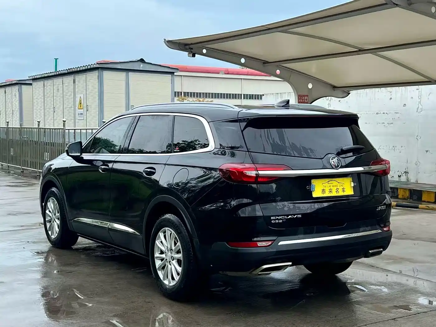 Фото 7 - Buick Enclave