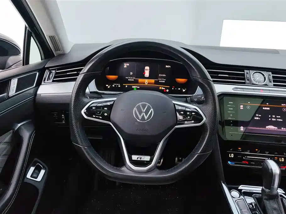 Volkswagen Magotan 2023 2 Million Units Anniversary Edition 330TSI DSG Leading Type фото 15