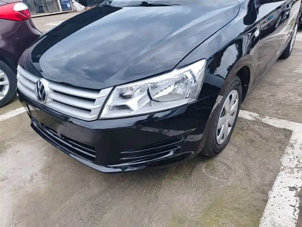 Volkswagen Santana 2015 1.4L Manual Trend Edition фото 24