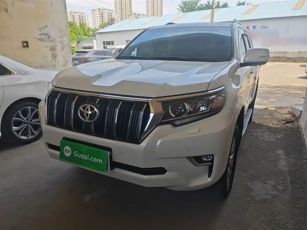 Toyota Prado 2018 3.5L Automatic TX-L NAVI Rear-mounted Spare Tire