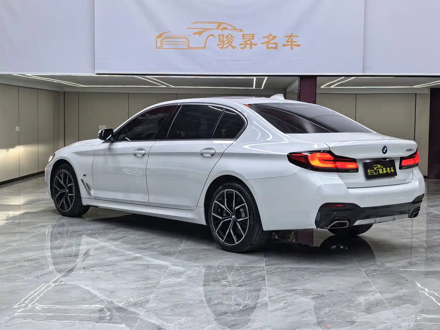 BMW 5 Series 2022 530Li Exclusive M Sport Package фото 6