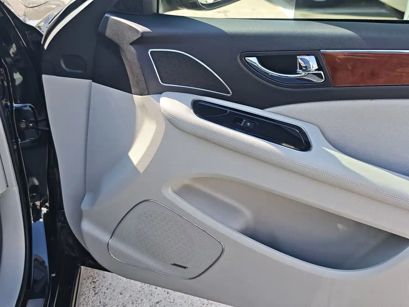 Hongqi H7 2015