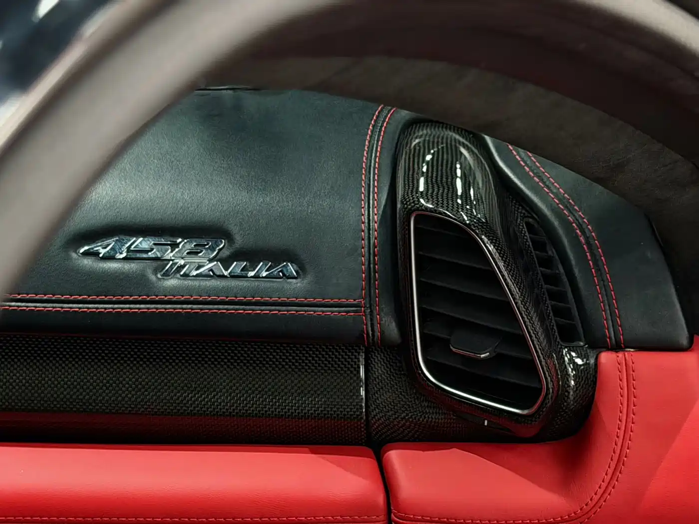 Ferrari 458 2013 2011 4.5L Italia