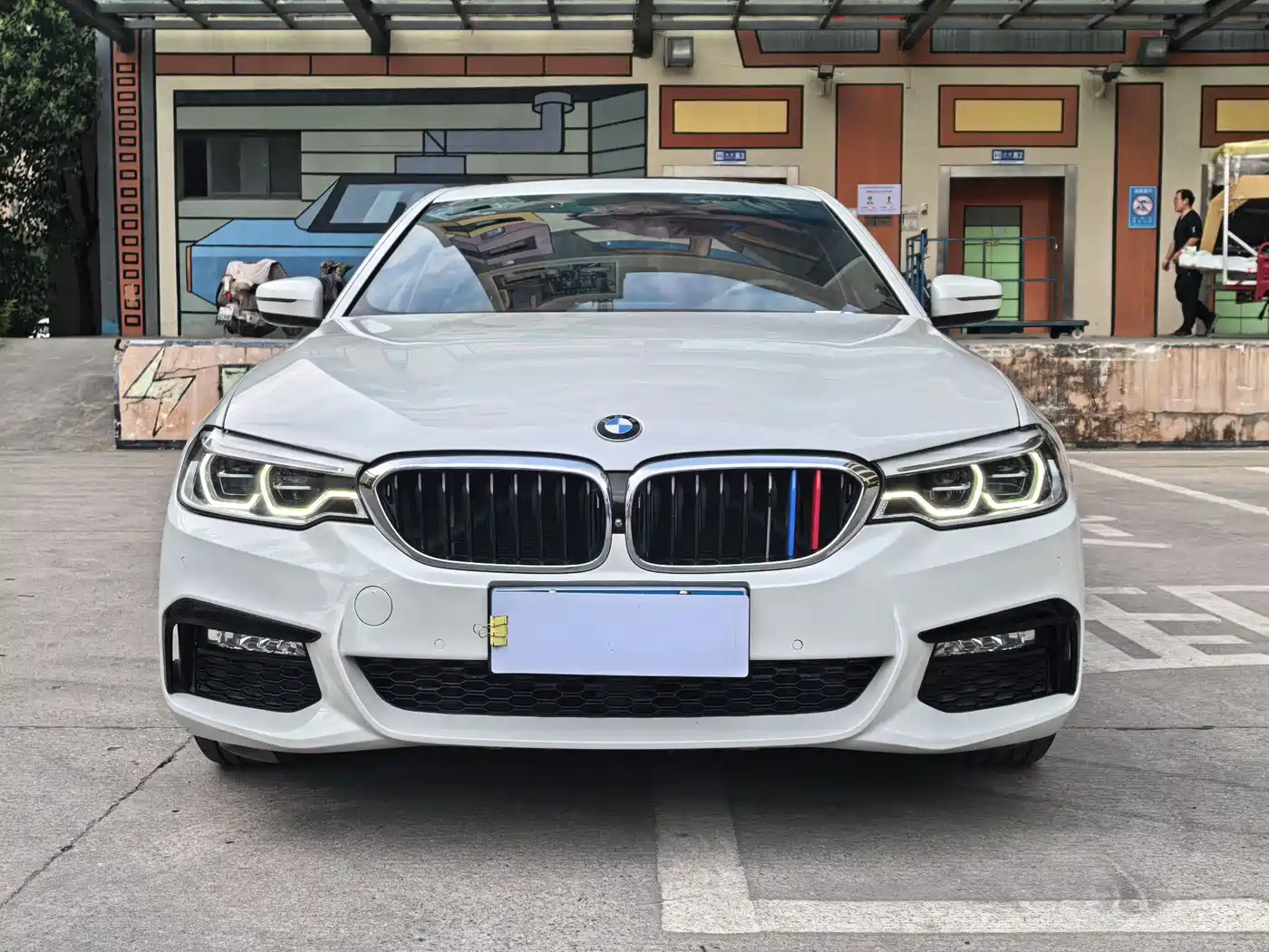 BMW 5 Series 2018 530Li Premium M Sport Package фото 2