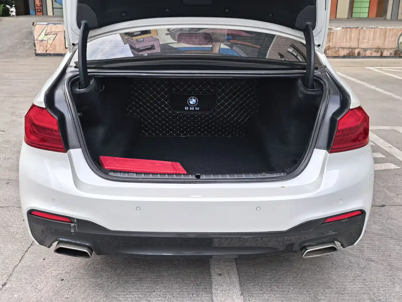 BMW 5 Series 2018 530Li Premium M Sport Package фото 18