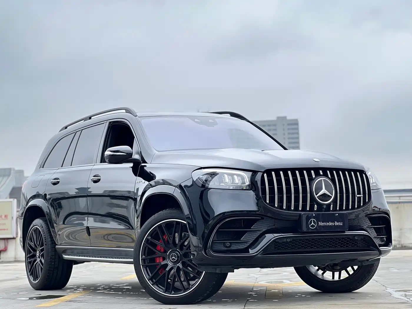 Mercedes-Benz GLS AMG 2024 AMG GLS 63 4MATIC+ фото 3