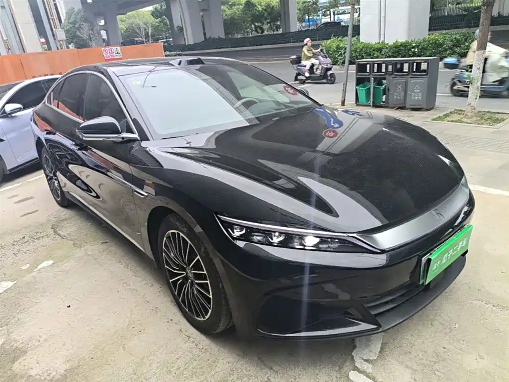 BYD Han 2025 DM-i Smart Driving Edition 125KM Comfort фото 4