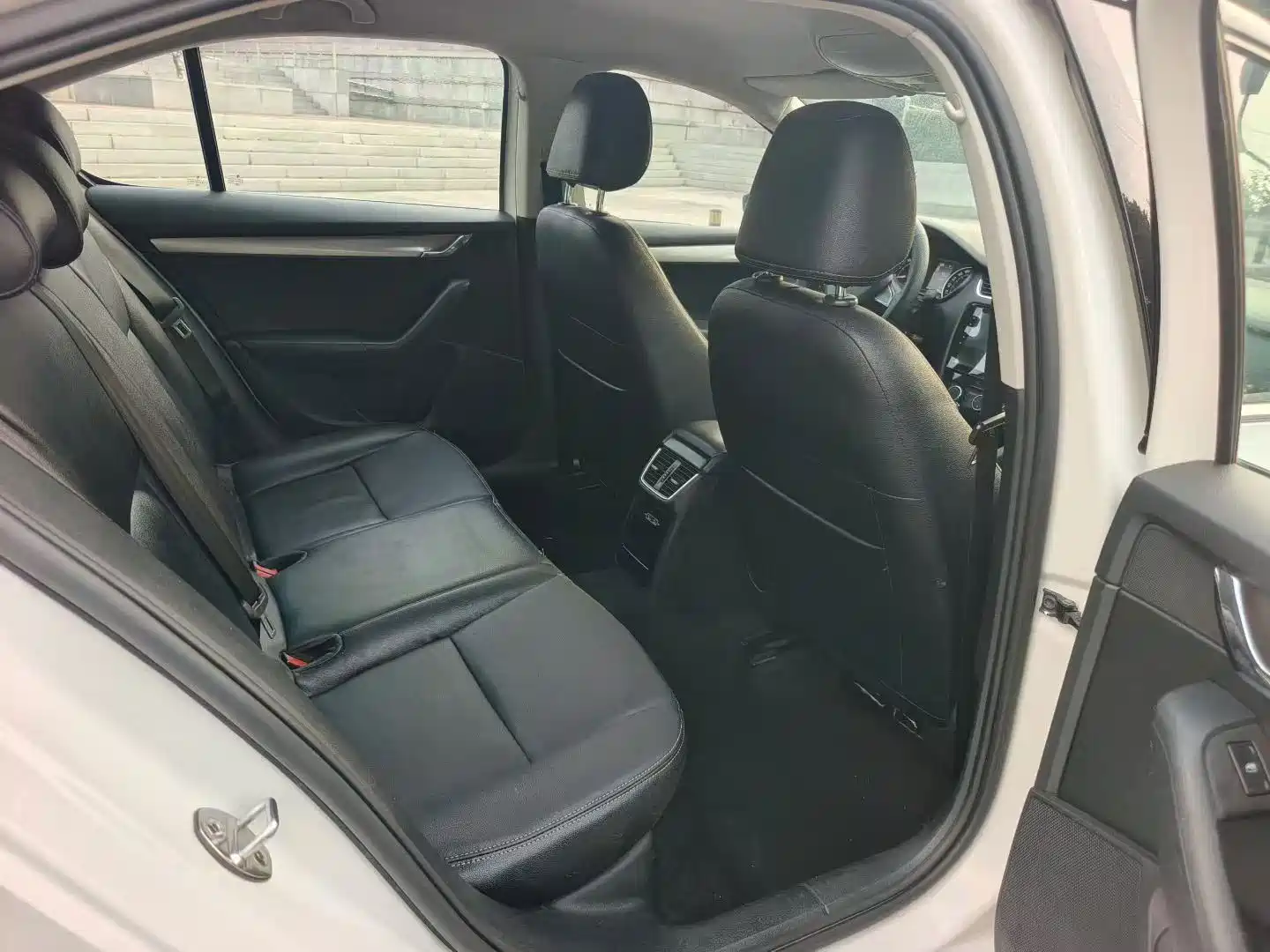 Photo 8 - Škoda Octavia