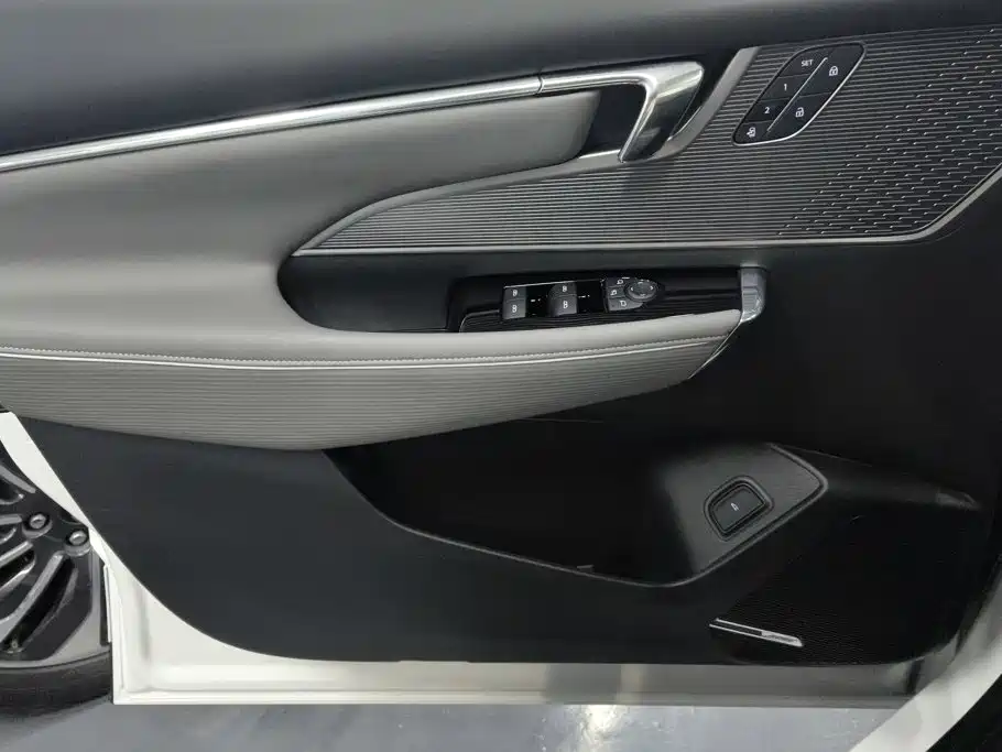 Buick E5 2025 2025 Model 620KM Premium Edition