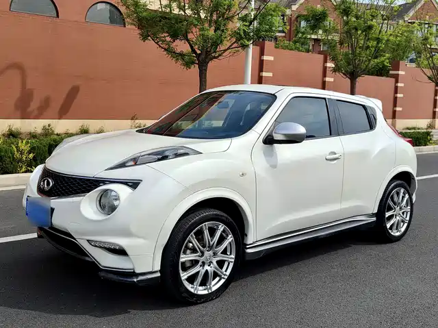 INFINITI ESQ 2018