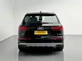 Photo 5 - Audi Q7