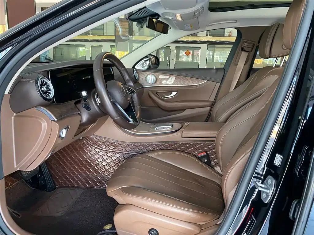 Mercedes-Benz E-Class 2023 E 300 L Luxury фото 13