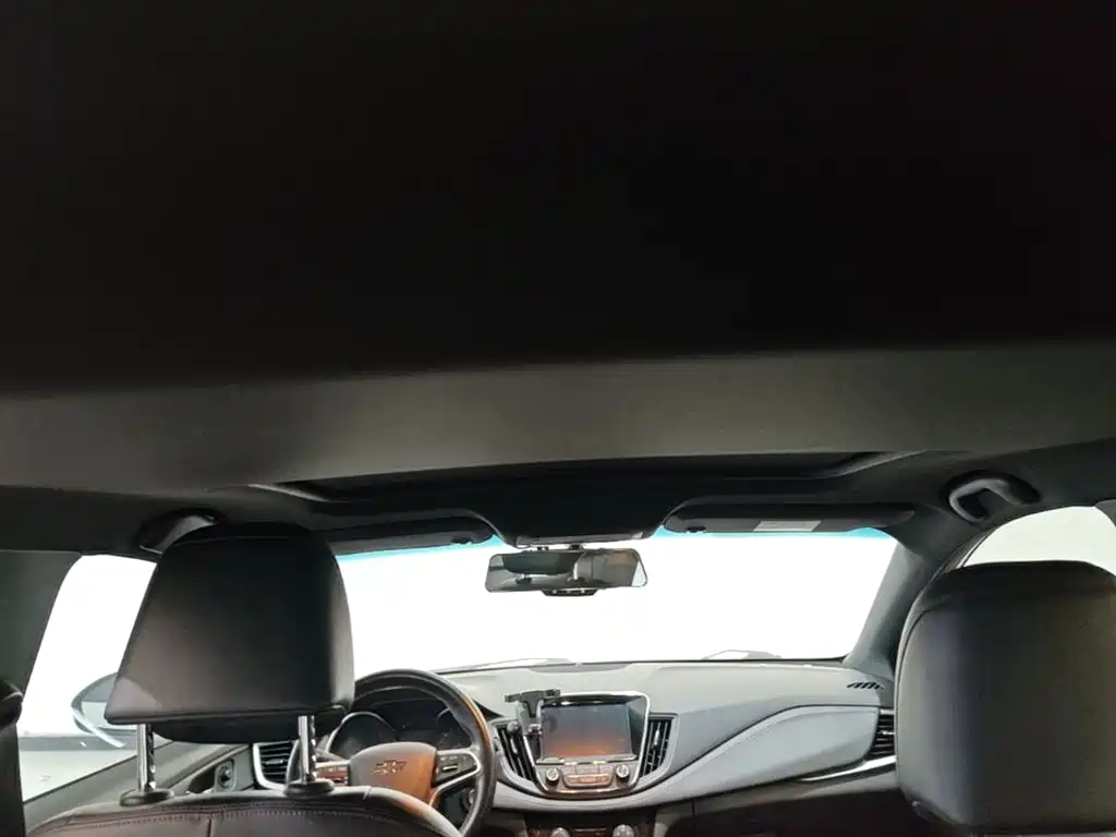 Chevrolet Monza 2019 RS 330T Auto Smooth Edition China VI фото 18