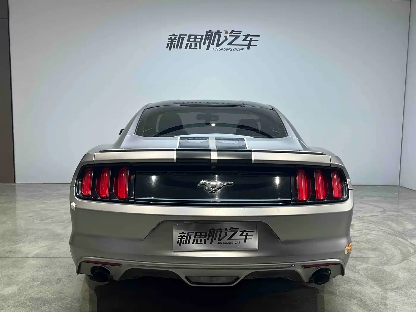Ford Mustang 2017 2.3T Performance Edition фото 7