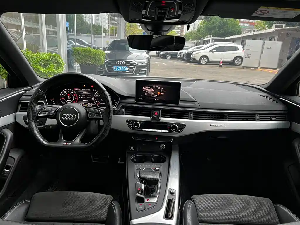 Audi A4 (Import) 2020 Avant Pioneer 40 TFSI Luxury Sport фото 10