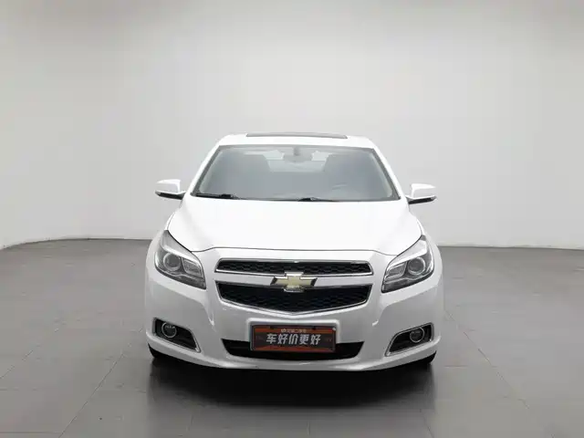 Chevrolet Malibu 2014 2.0L Automatic Luxury — фото 3