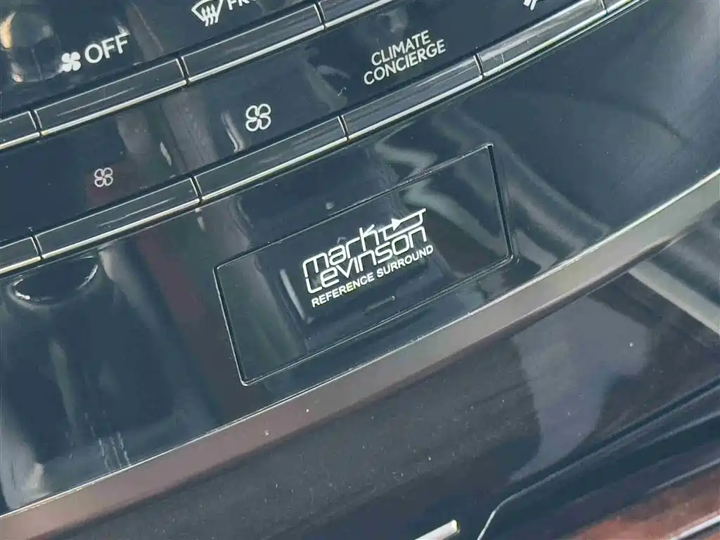 Lexus LX 2017 570 Prestige Luxury фото 16
