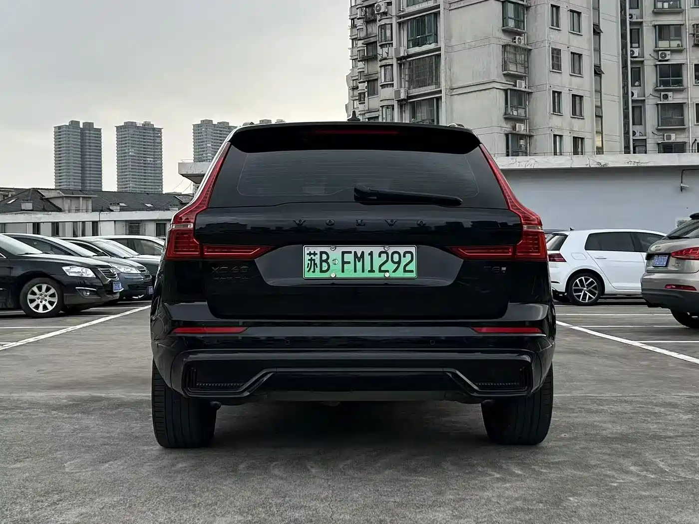 Volvo XC60 Plug-in Hybrid 2024 2024 T8 PHEV Long Range AWD Polar Night Edition