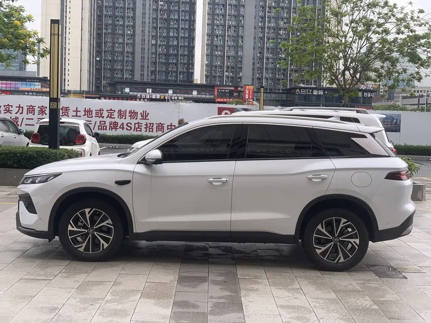 BYD Song Pro New Energy 2025 2nd Generation Smart Drive Edition DM-i 75KM Leading Type фото 3