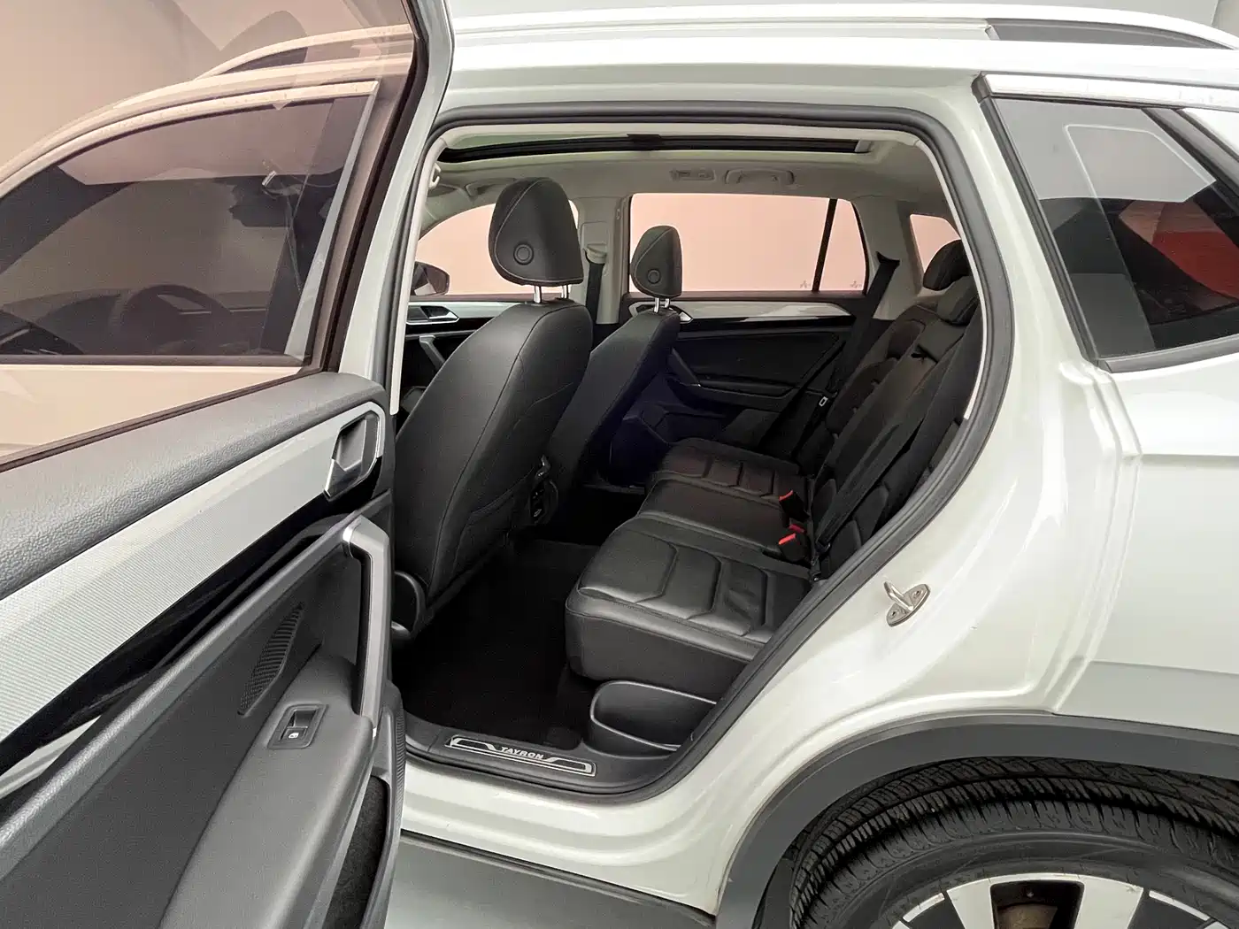 Volkswagen Tayron 2019 330TSI 2WD Luxury China VI фото 16