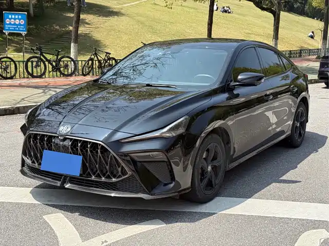 MG 5 Scorpio 2022 1.5T Trophy Sport Luxury Edition