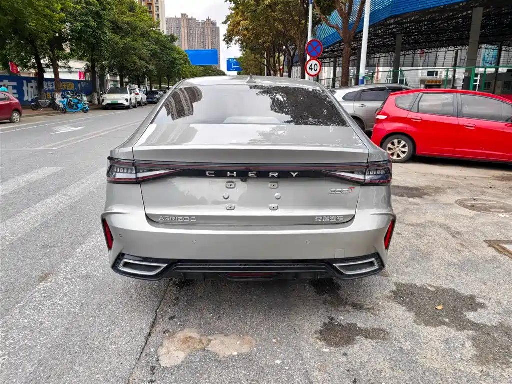 CHERY ARRIZO 8