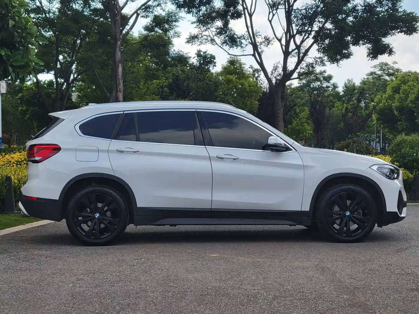 BMW X1 2021 sDrive20Li Fashion фото 21
