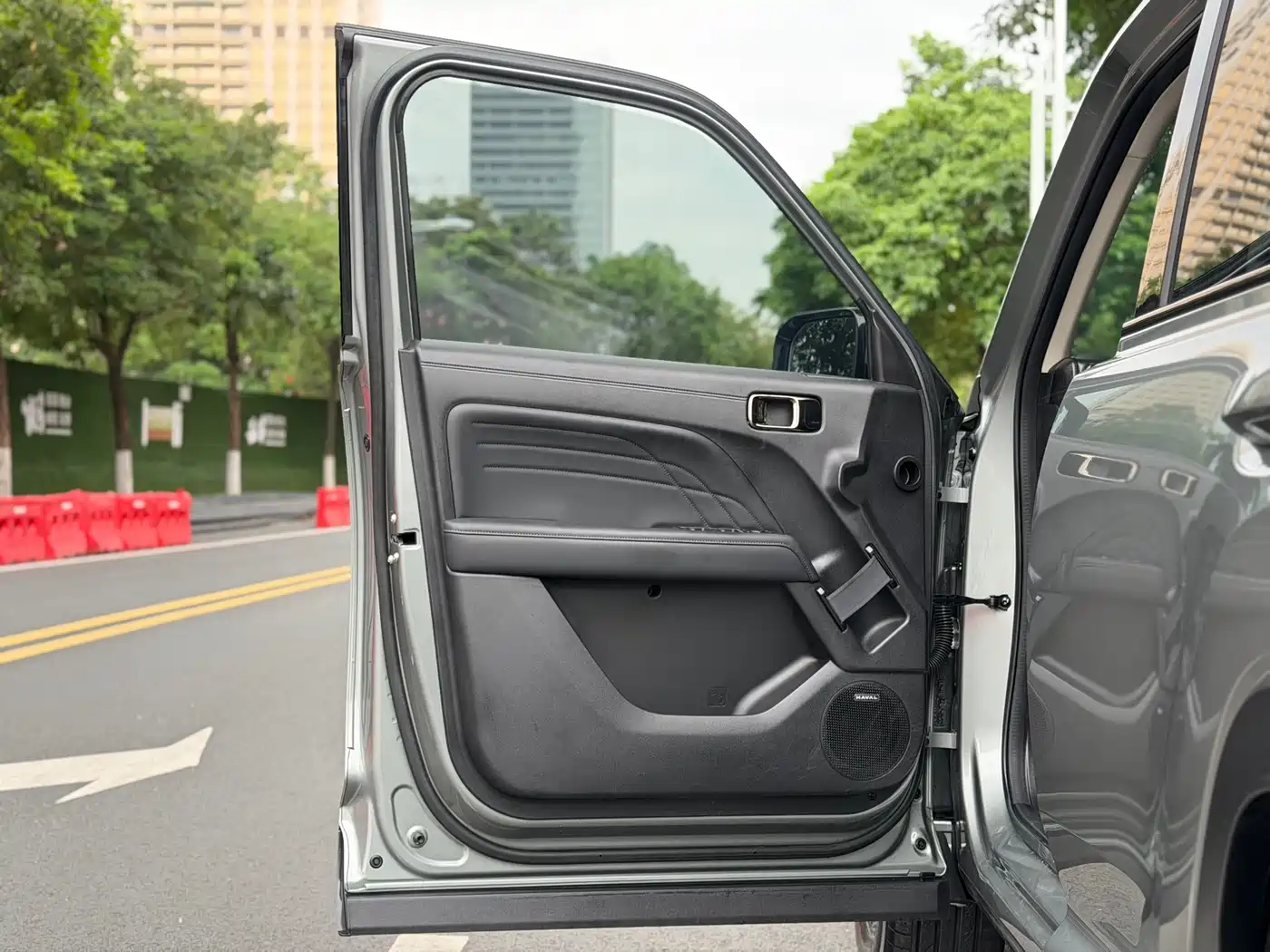 Haval Meng Long NEV 2023 Hi4 102 Explorer Edition фото 7