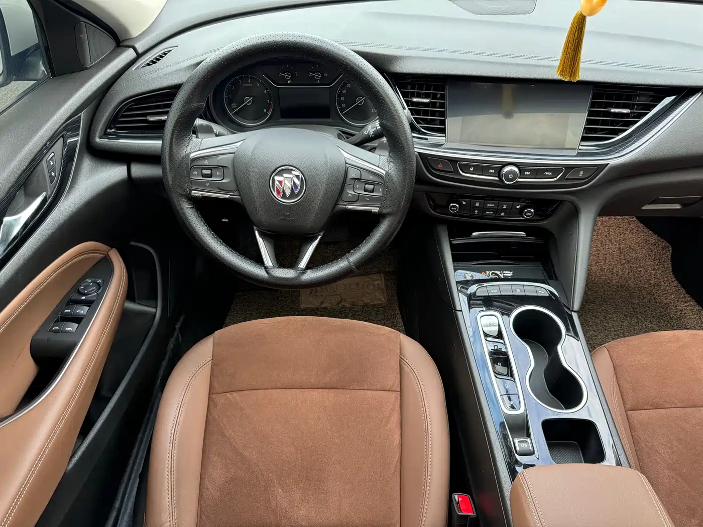 BUICK REGAL
