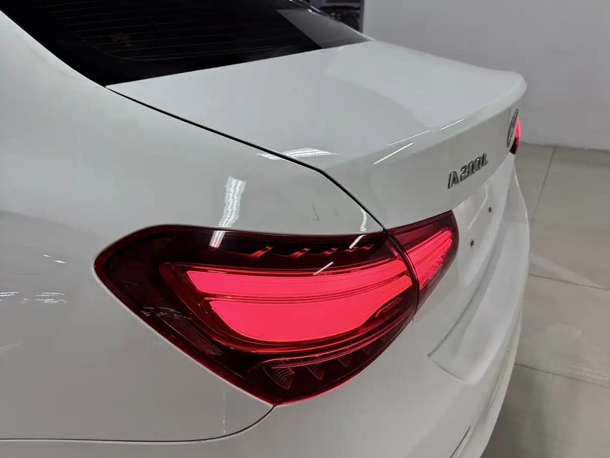 Mercedes-Benz A-Class 2024 Facelift A 180 L фото 5