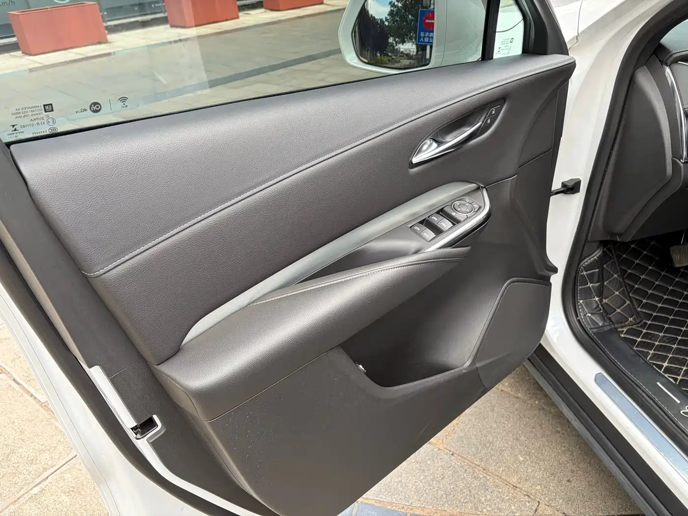 Cadillac XT4 2018 28T FWD Leading Edition фото 29