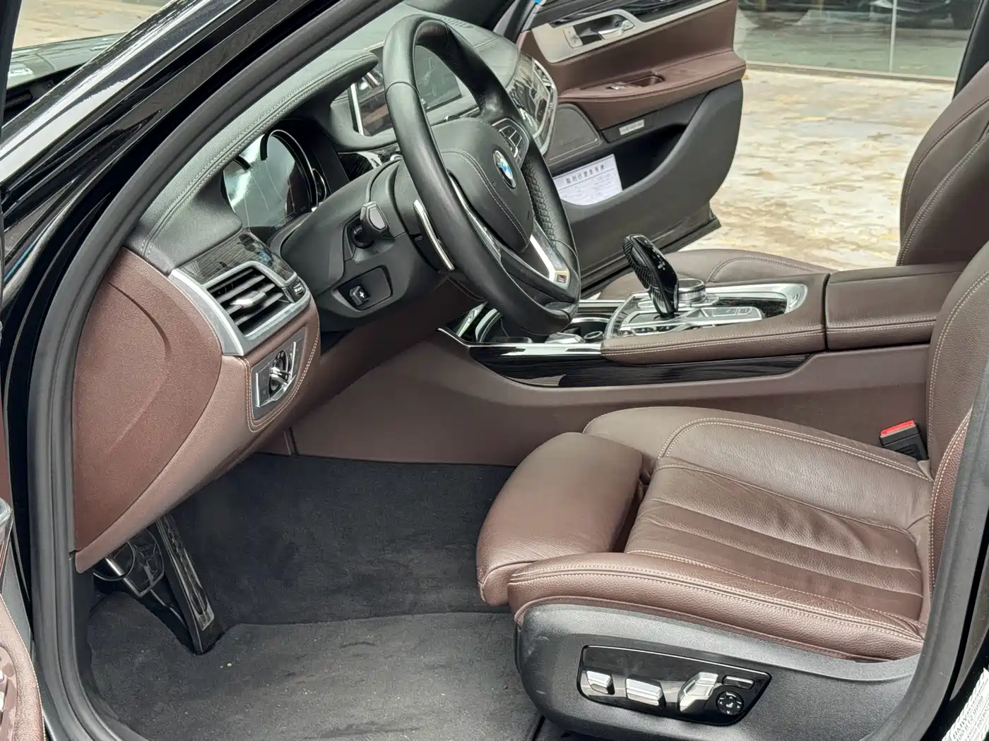 BMW 7 Series 2018 730Li Leading Type M Sport Package фото 3