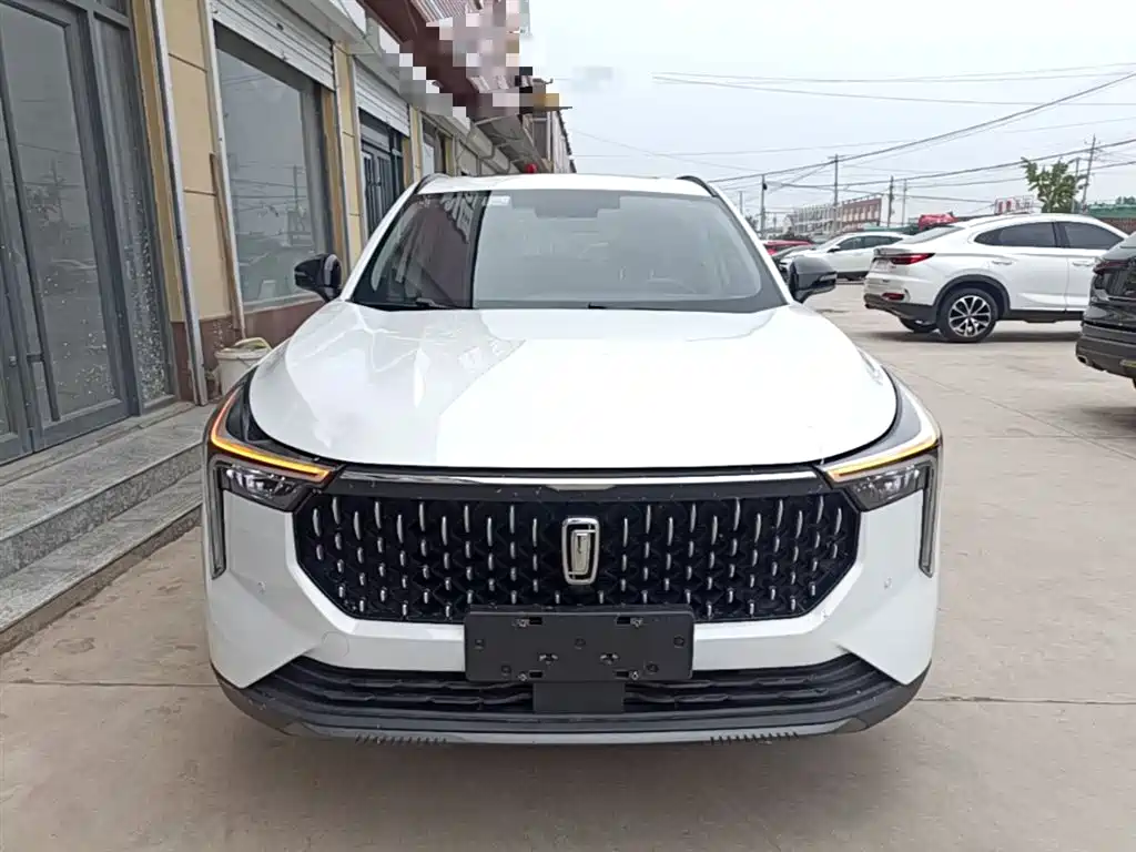 Фото 3 - Besturn Bestune T55