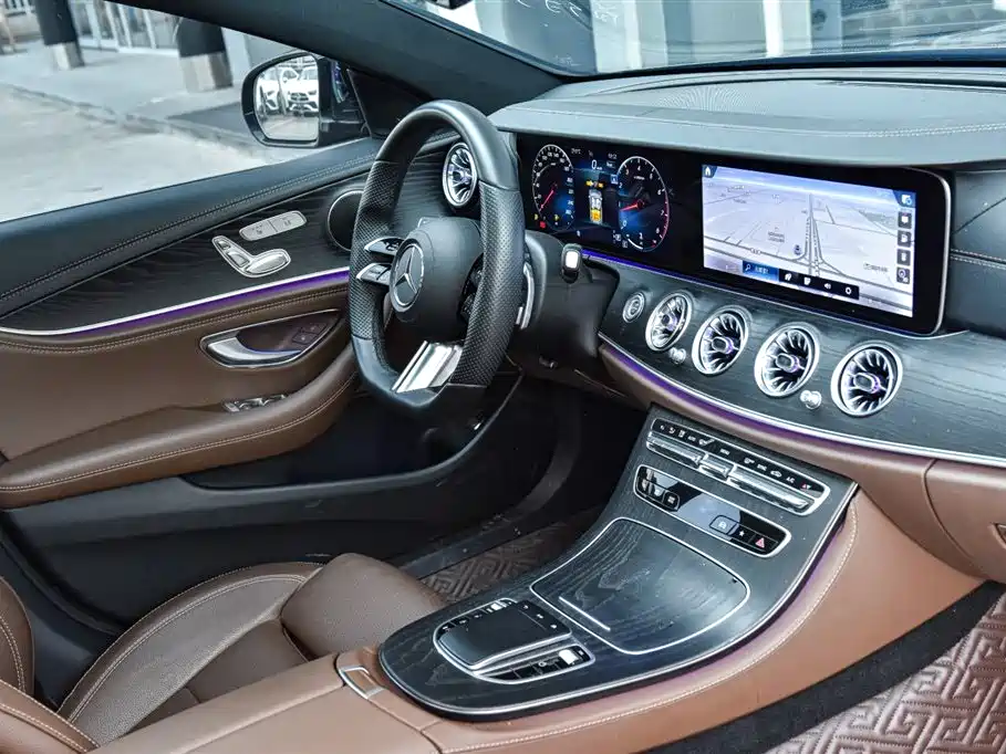 Mercedes-Benz E-Class 2022 E 300 L Sport Fashion фото 16