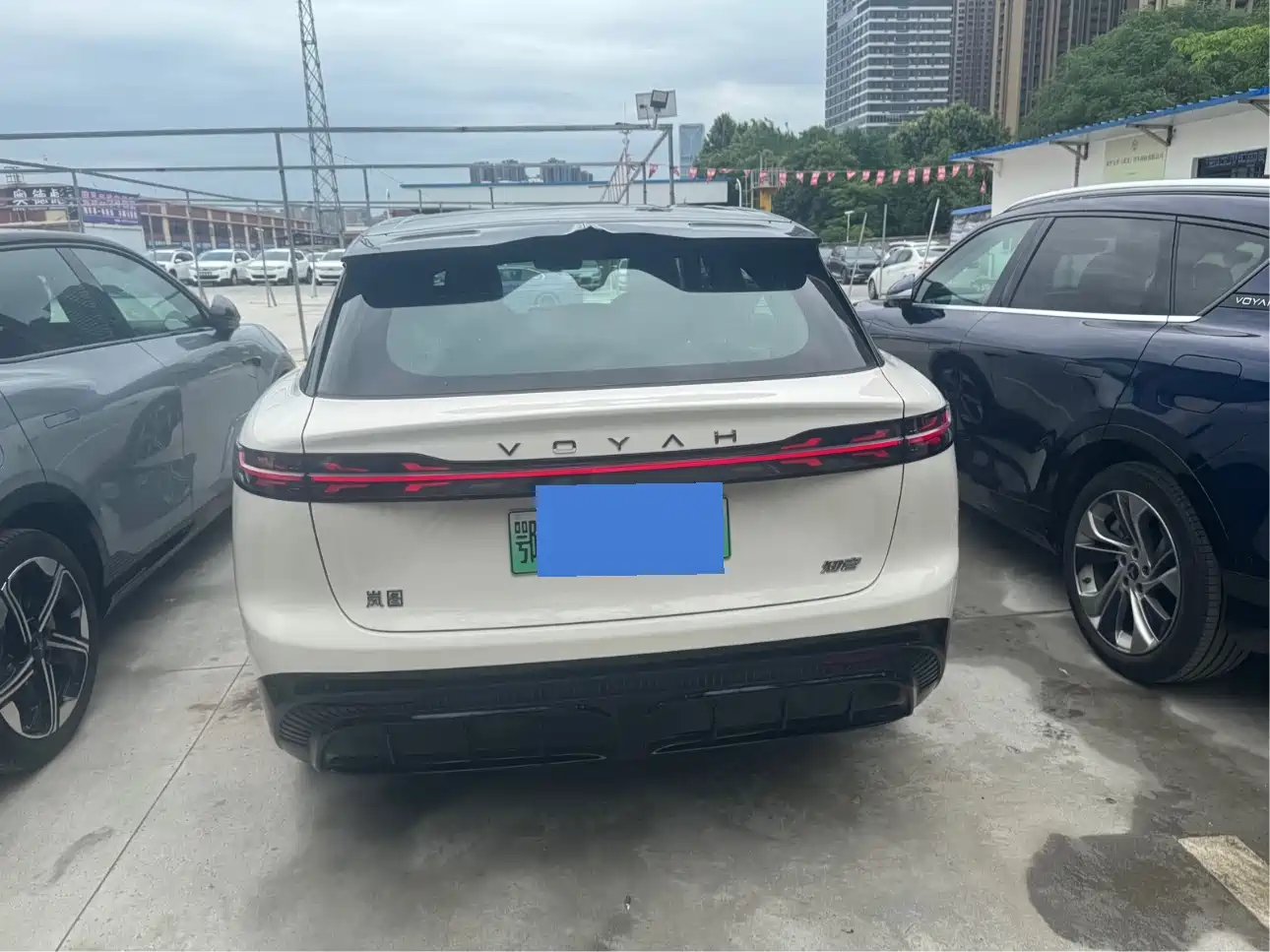 Voyah Auto Voyah Zhiyin 2024 Long Range Super Charging Edition фото 12