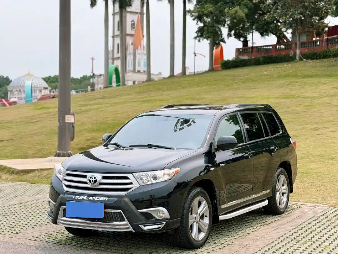 Toyota Highlander 2012 2.7L 2WD 7-Seater Luxury Edition