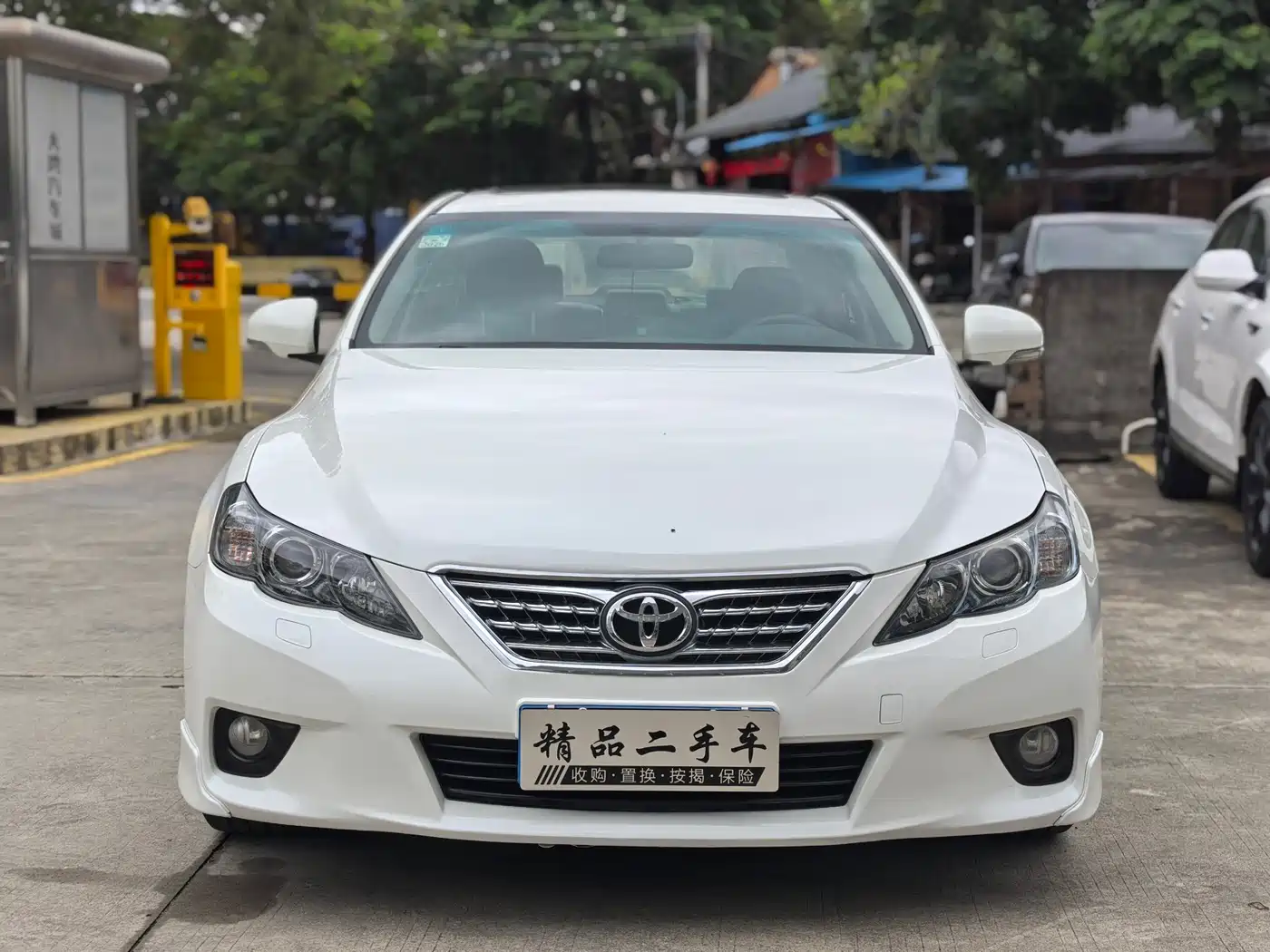 Toyota Reiz 2012 2.5V Grace Elite Styling Edition фото 3