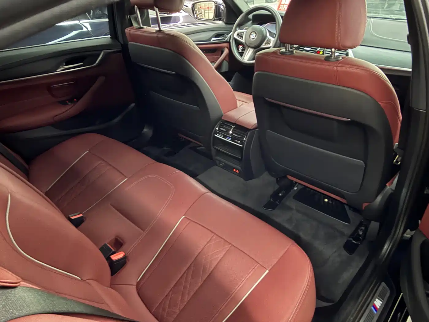 BMW 5 Series 2022 530Li Leading M Sport Package фото 5