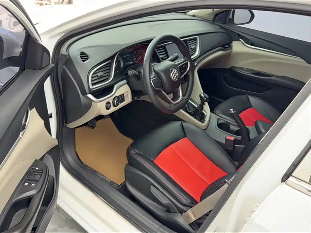 Buick Excelle 2015 15N Manual Elite фото 16