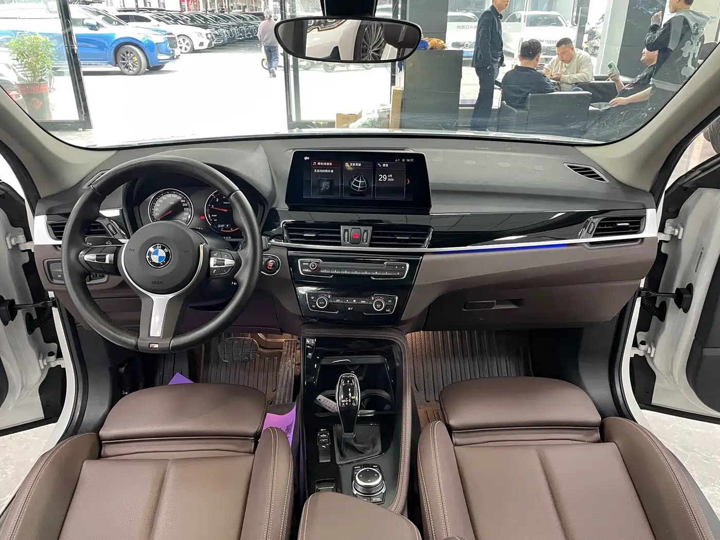 BMW X1 2022 sDrive20Li Premium фото 7