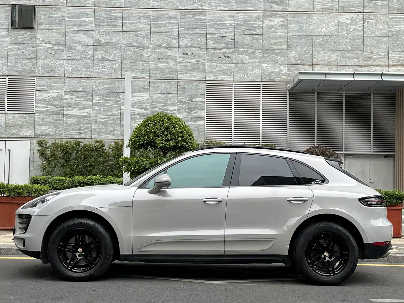 Porsche Macan 2017 Macan 2.0T фото 3