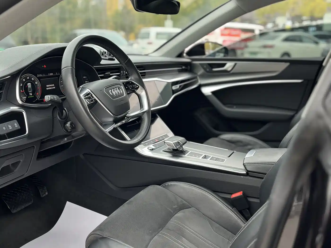 Audi A7L 2024 45TFSI S-line Dream Edition Crystal Package фото 13