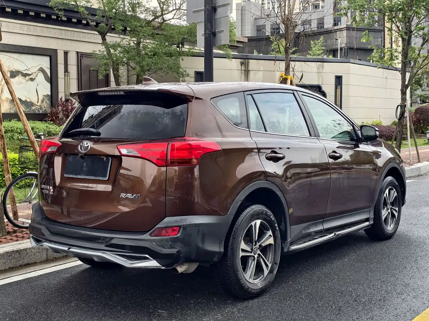 Toyota RAV4 Rongfang 2015 2.0L CVT 2WD Trend Edition фото 9
