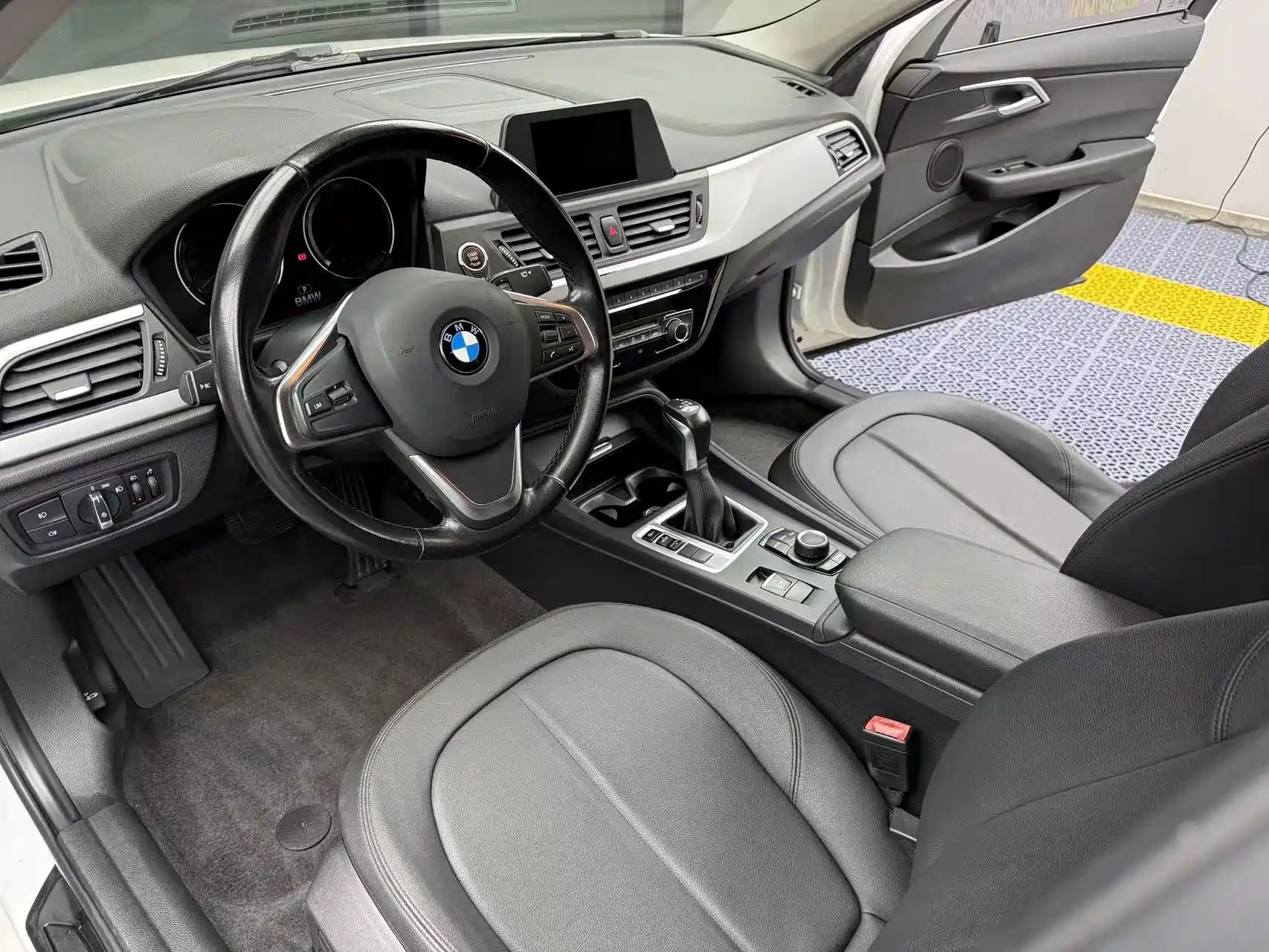 Photo 8 - BMW 1 Series