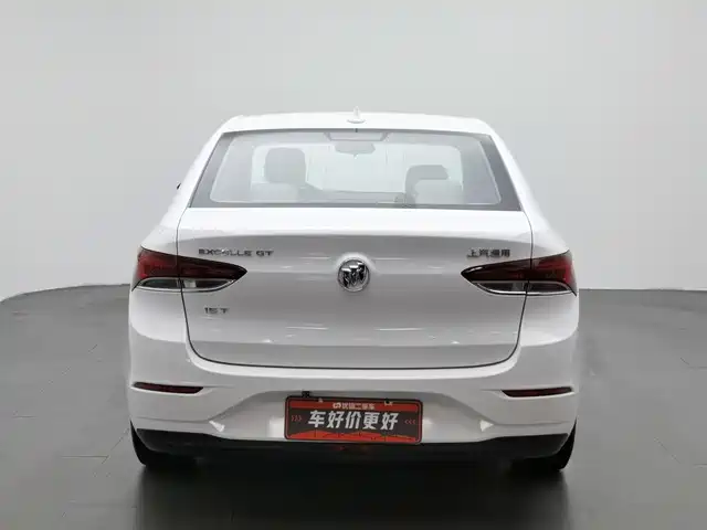 Buick Excelle 2018 15T Manual Elite (China V) — фото 4